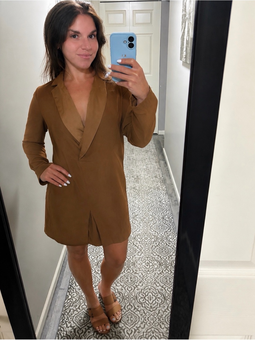 Vicolo Made In Italy Brown Satin-Lapel Dress